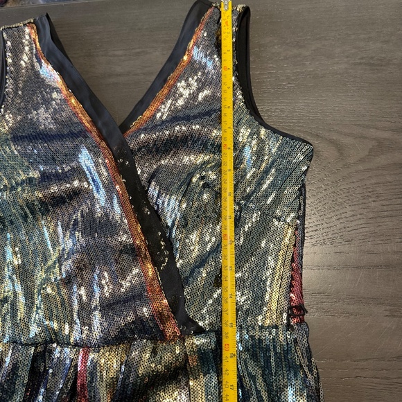 Julia Jordan Gorgeous Sequined-Stripe Midi Dress Size 6 - Picture 10 of 15